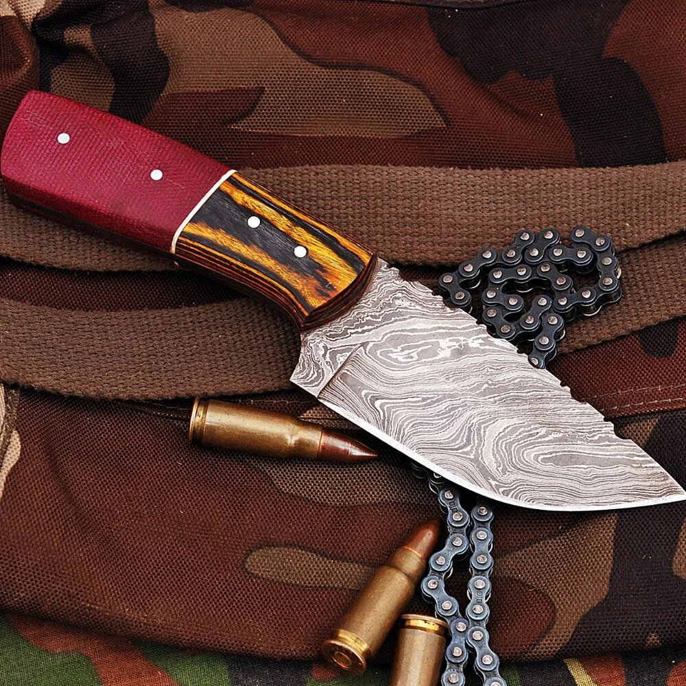 Damascus Kitchen knife with twisted pattern Handmade Chef knife With Pakka Wood